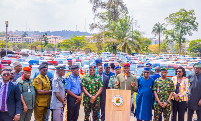 Governor Makinde Boosts Security Agencies with Provision of Operational Vehicles